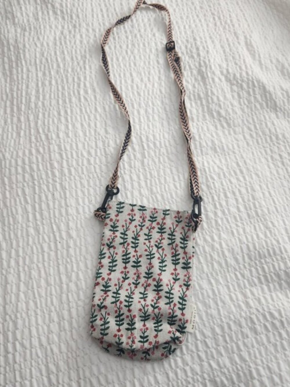 Floral Canvas Crossbody water bottle bag Cream‎ Red Green Adjustable Strap